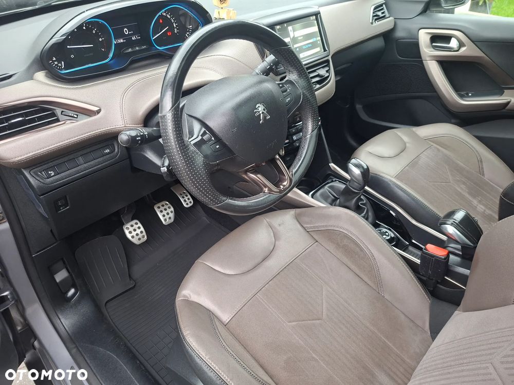 Peugeot 2008 120 VTI Allure - 17