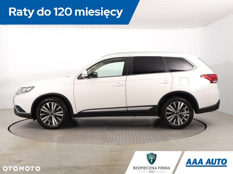 Mitsubishi Outlander - 3