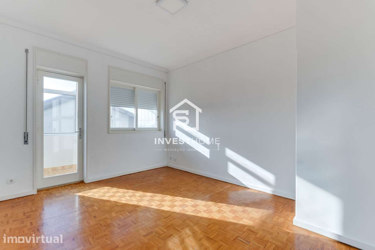 Apartamento T2+1 | 2 Frentes | Varanda | Lug Garagem - Grande imagem: 3/39