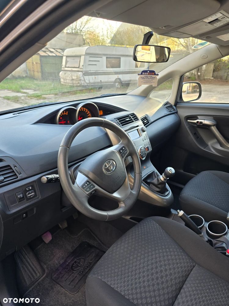 Toyota Verso 1.8 7-Sitzer Comfort - 11
