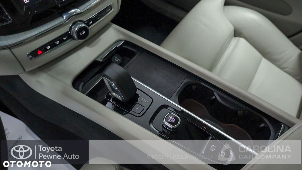 Volvo XC 60 B4 D AWD Plus Dark - 14