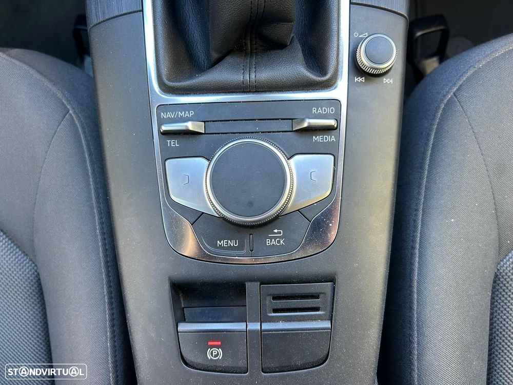 Audi A3 Sportback 30 TDI Sport - 26