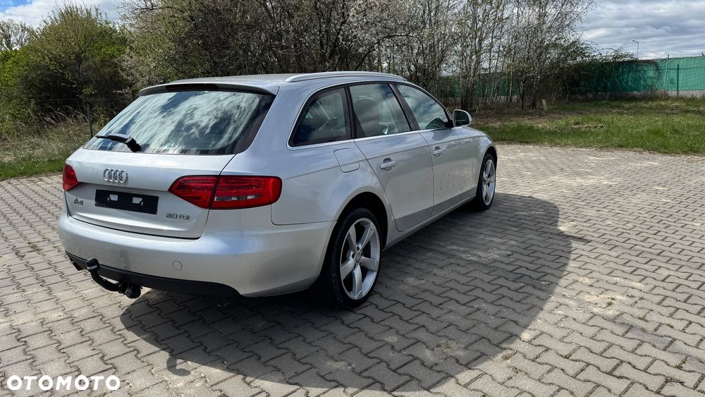 Audi A4 Avant - 7