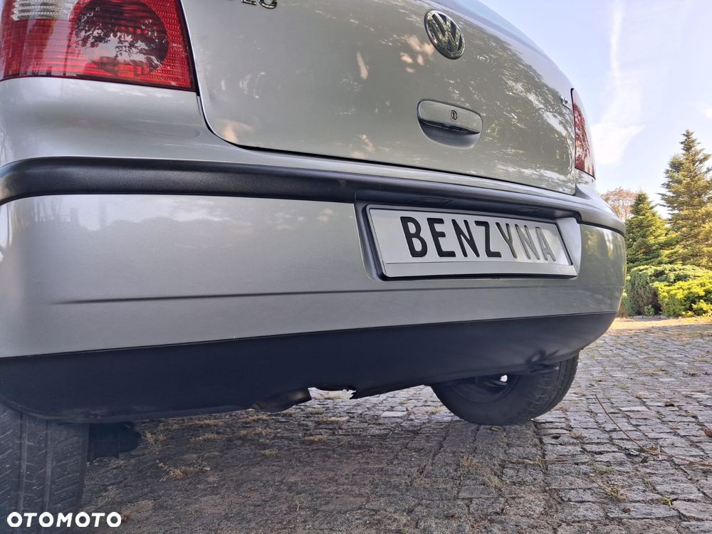 Volkswagen Polo - 2