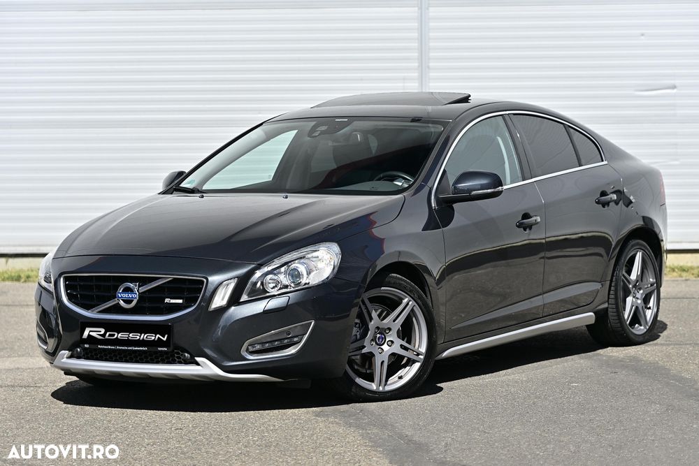 Volvo S60 D3 Geartronic R-Design - 1