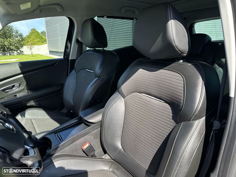 Renault Scénic dCi 110 EDC LIMITED - 33