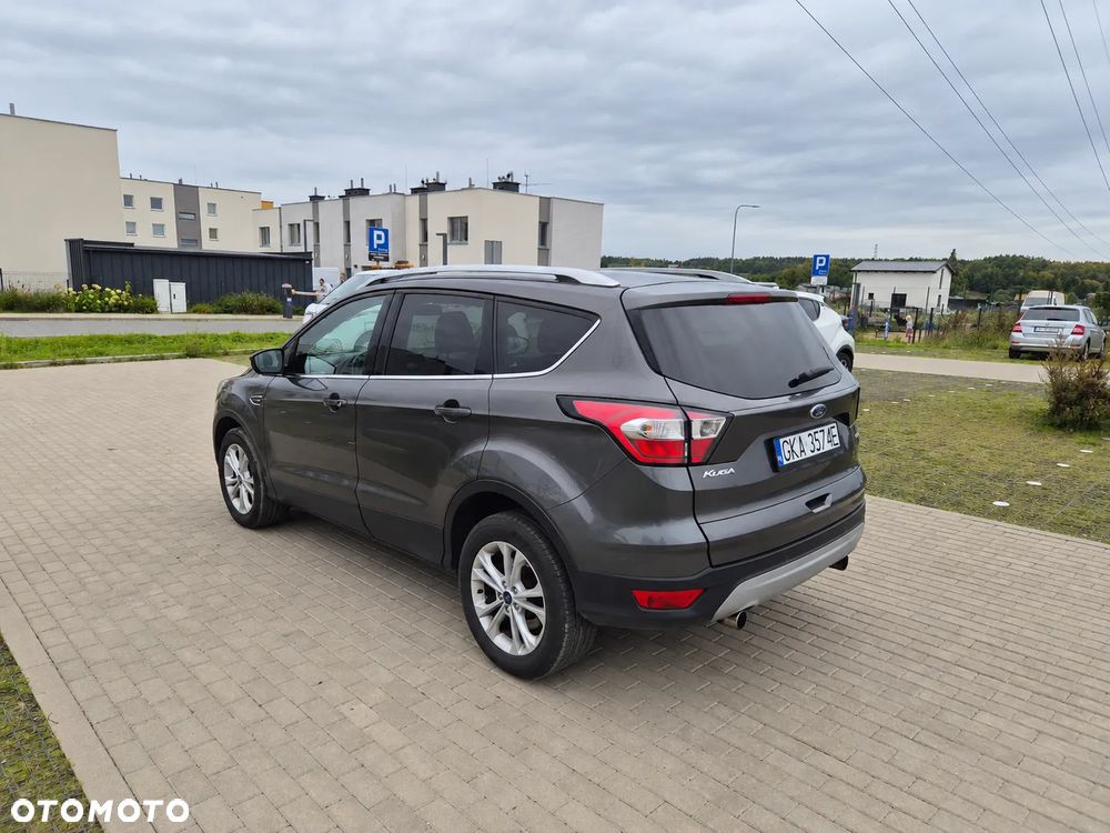 Ford Kuga - 2