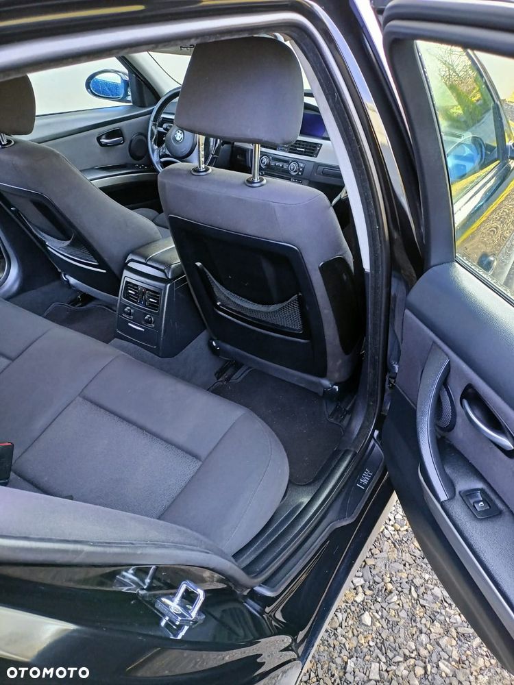 BMW Seria 3 - 18
