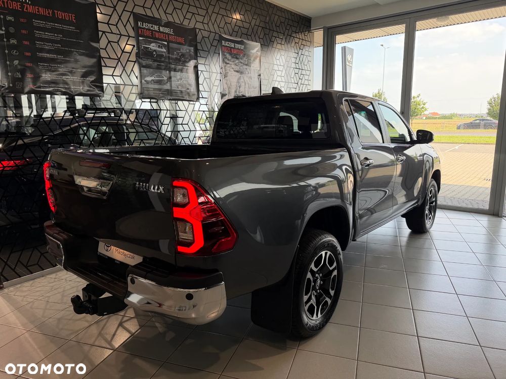 Toyota Hilux - 9