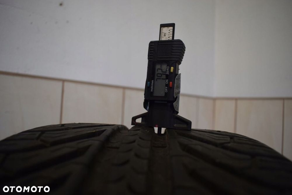 R19 245/40 94Y Michelin Pilot Sport A/S 7,9mm - 3