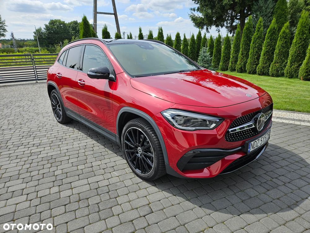 Mercedes-Benz GLA - 1
