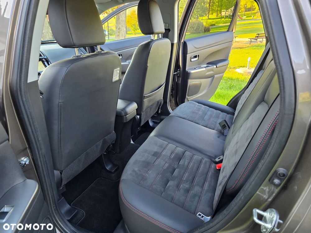 Mitsubishi ASX 1.6 Intense Plus Navi - 32
