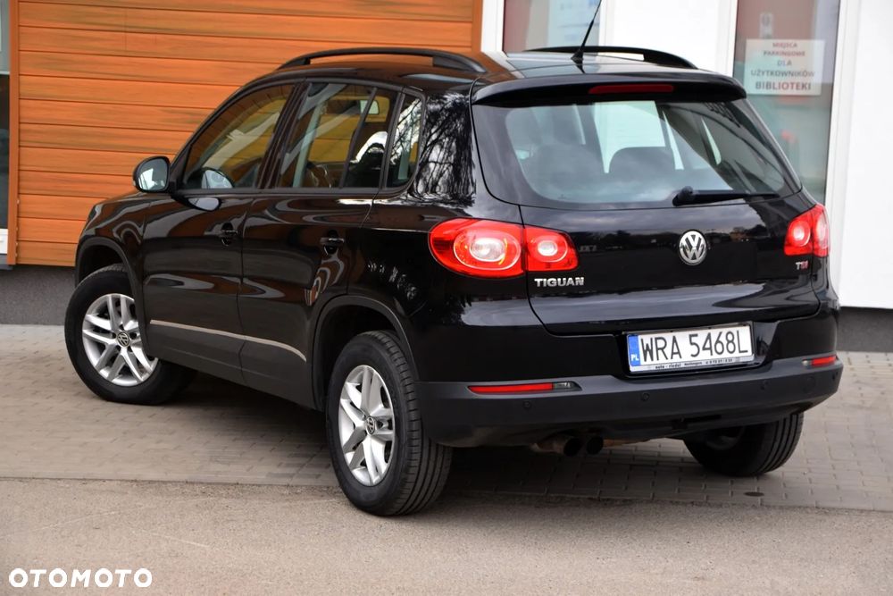 Volkswagen Tiguan - 10