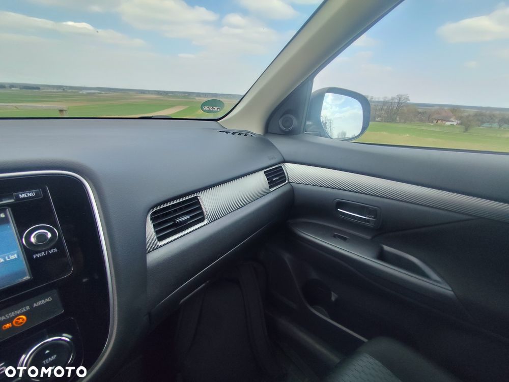 Mitsubishi Outlander 2.0 2WD - 19