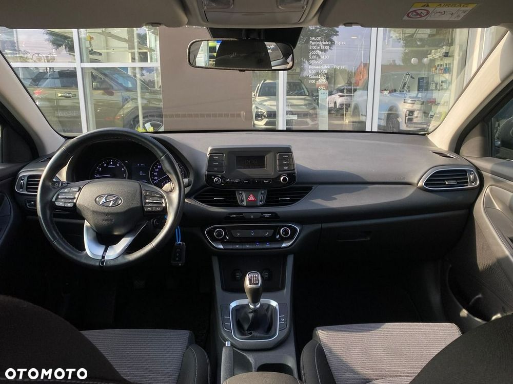 Hyundai i30 1.5 DPI Modern - 12