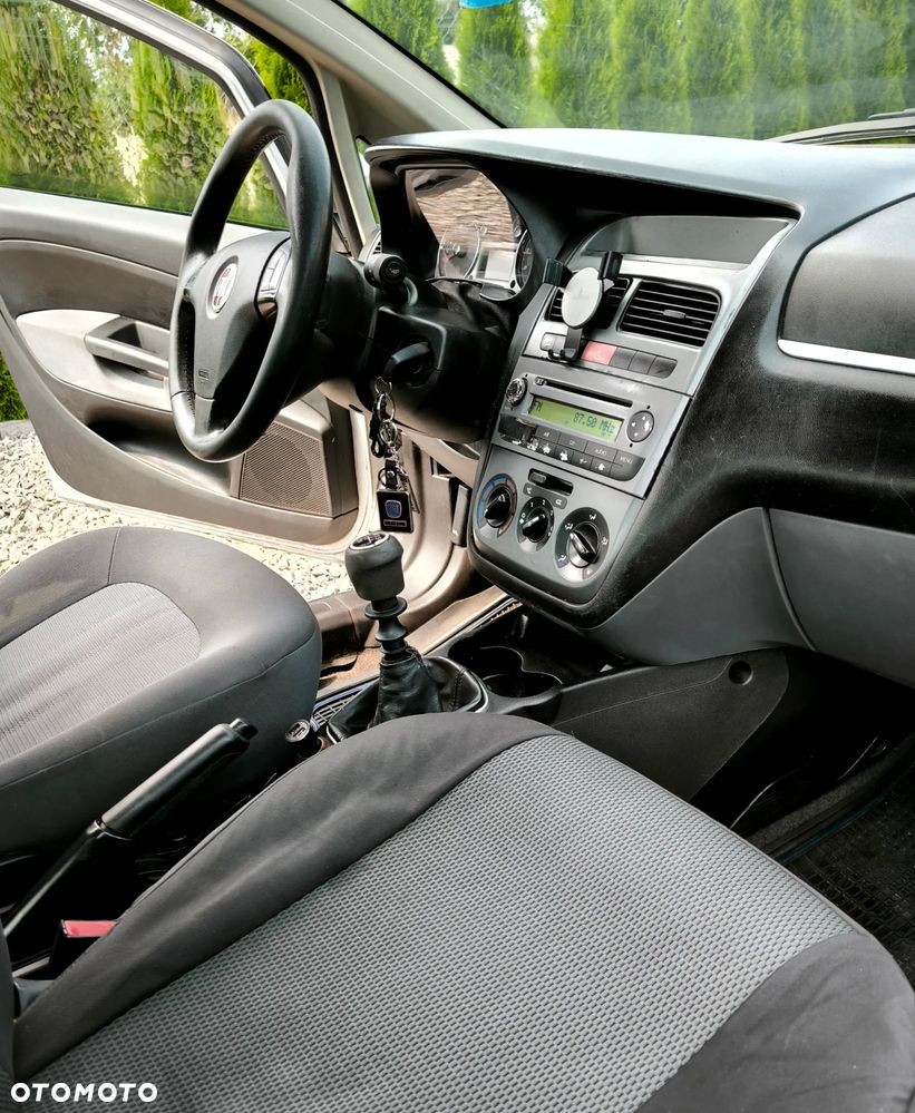 Fiat Linea 1.4 Active Euro5 - 11