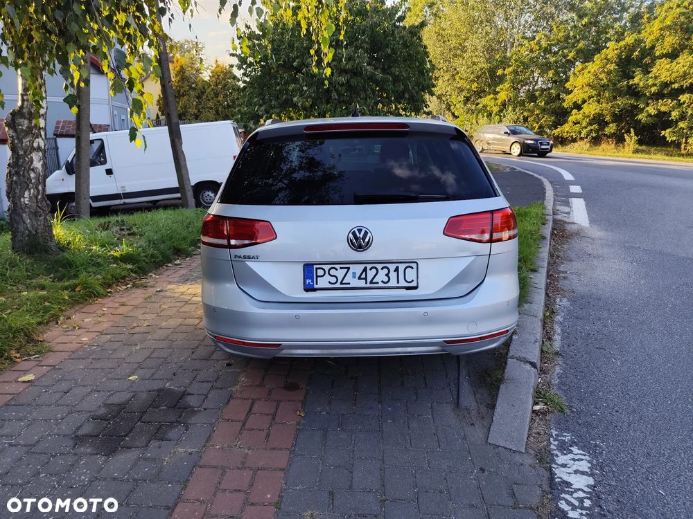 Volkswagen Passat 2.0 TDI SCR Comfortline - 6