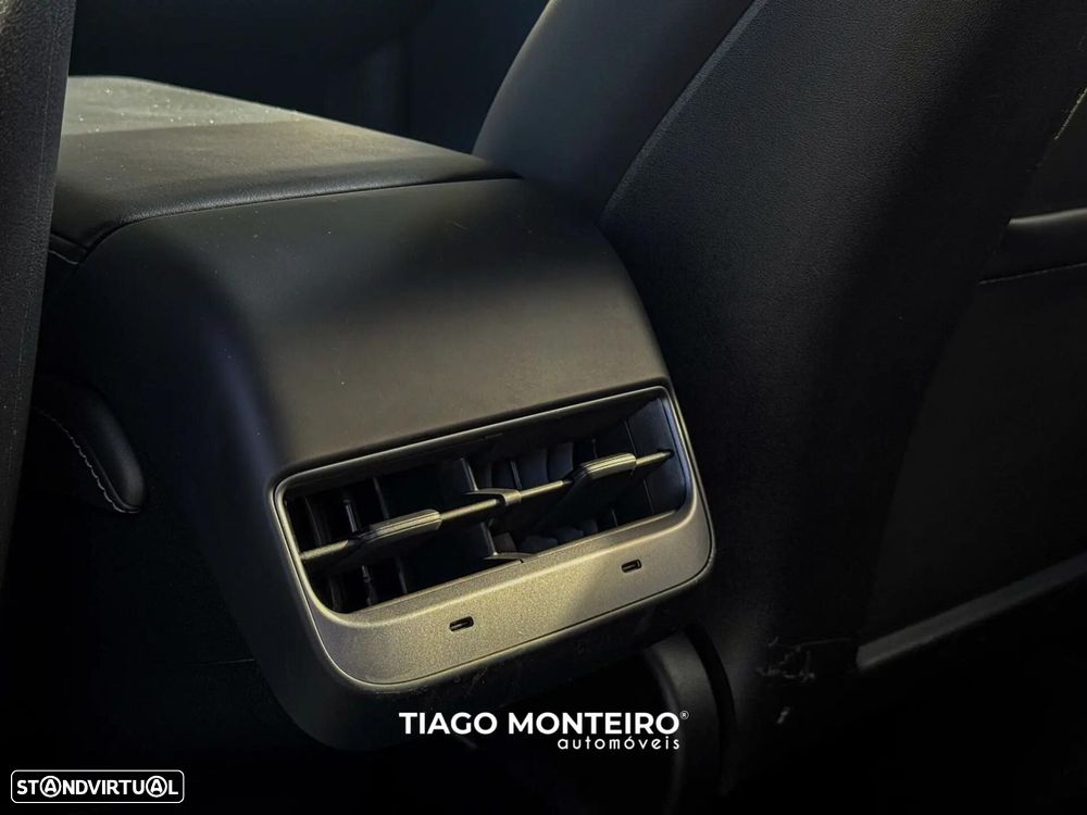 Tesla Model Y Tração Traseira - 53