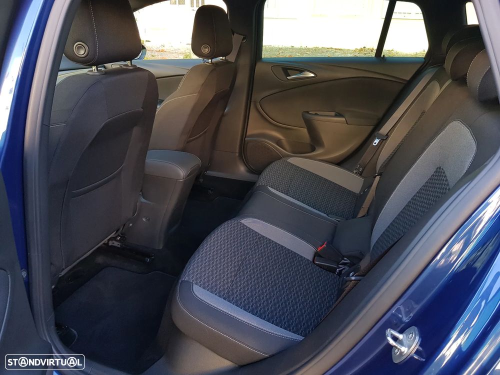 Opel Astra Sports Tourer 1.2 T GS Line S/S - 33