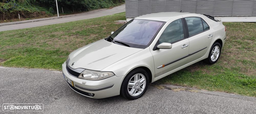 Renault Laguna 2.2 DCi Privilège - 13