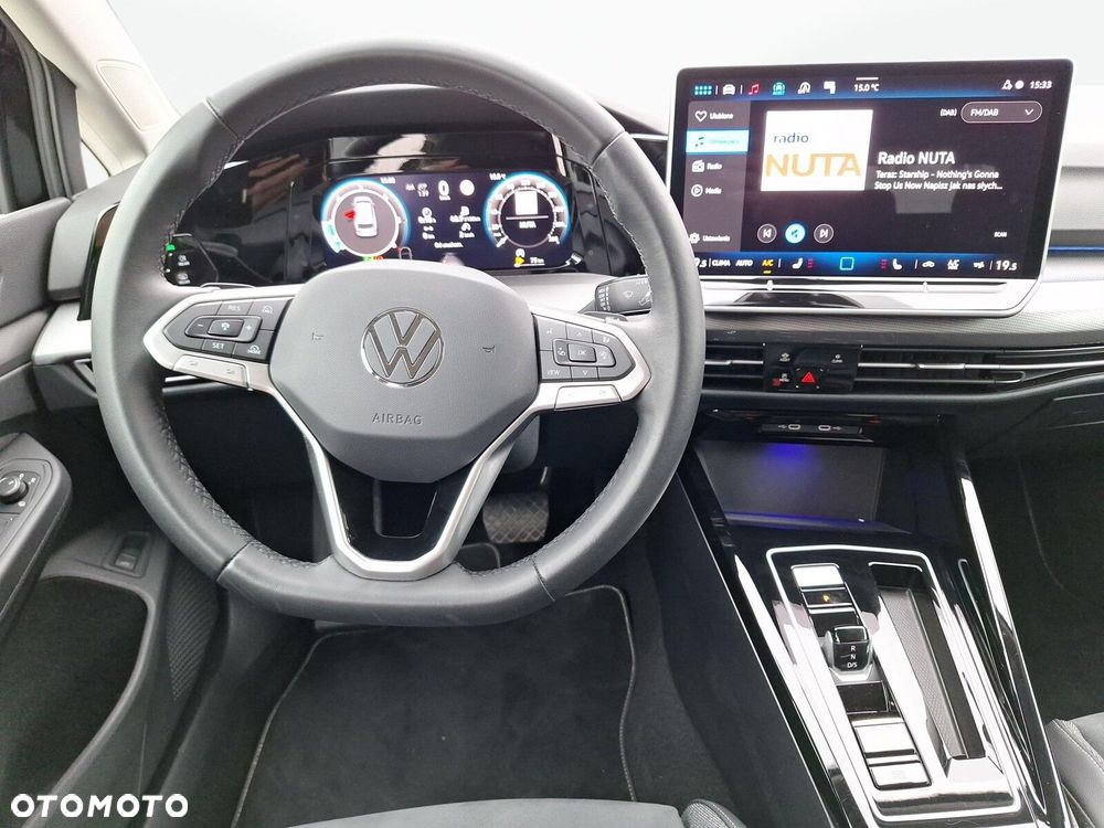 Volkswagen Golf Variant - 17