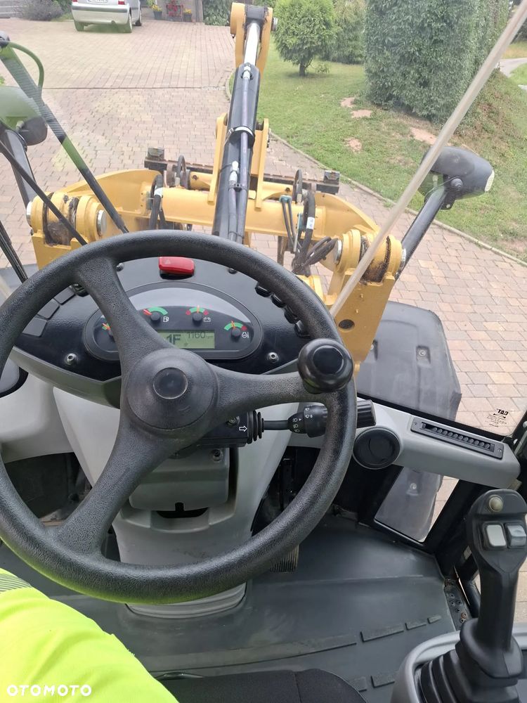 Caterpillar 906M - 10