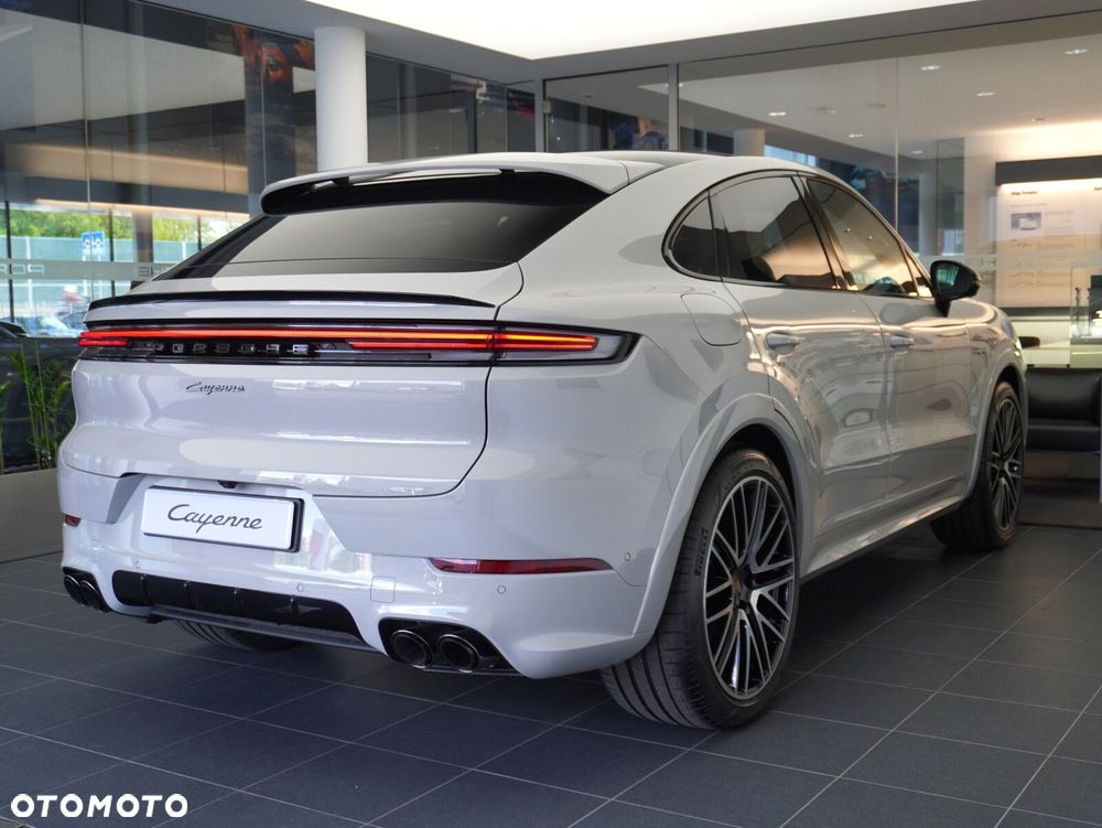 Porsche Cayenne E-Hybrid PHEV Black Edition - 14