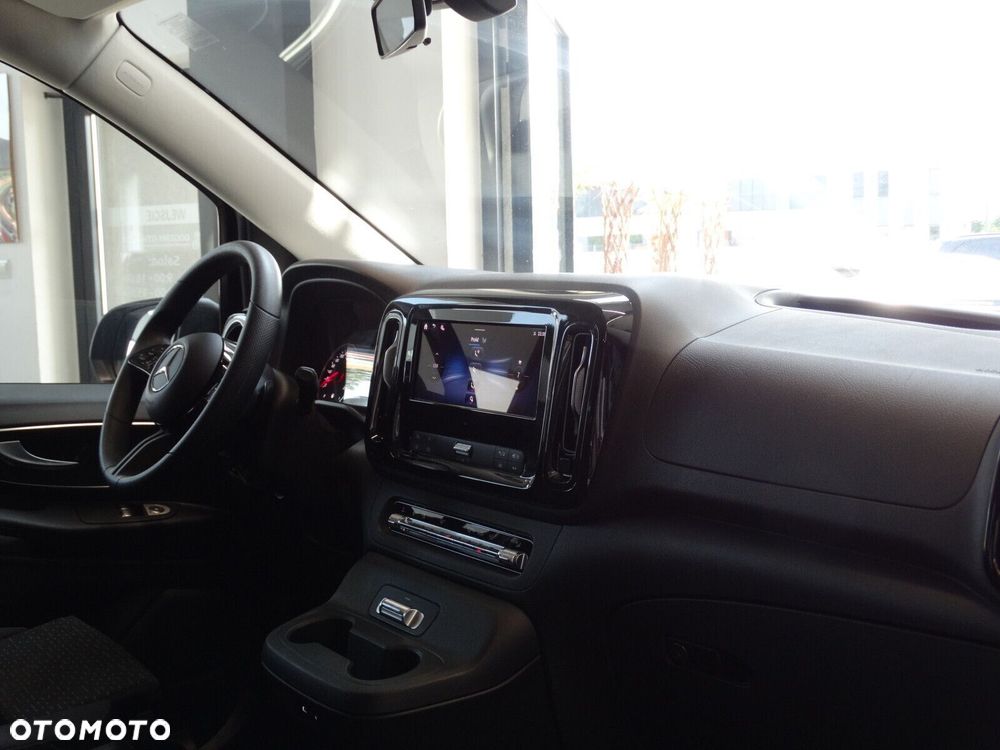 Mercedes-Benz Vito - 34
