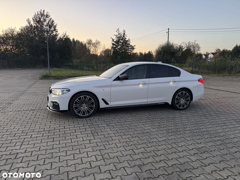 BMW Seria 5 530i xDrive - 7