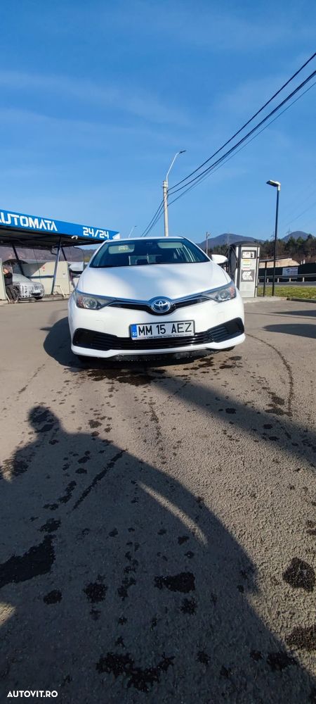 Toyota Auris - 2
