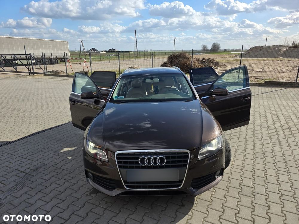 Audi A4 Avant 2.0 TDI - 1