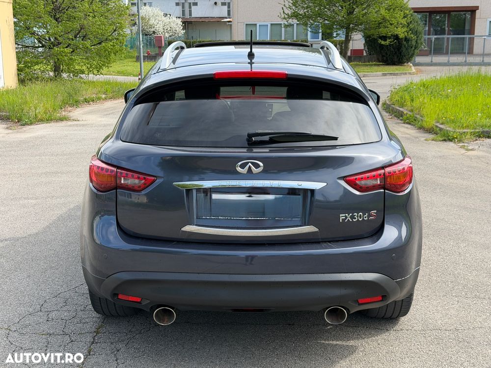 Infiniti FX 30 FX30d AWD Aut. S Premium - 7