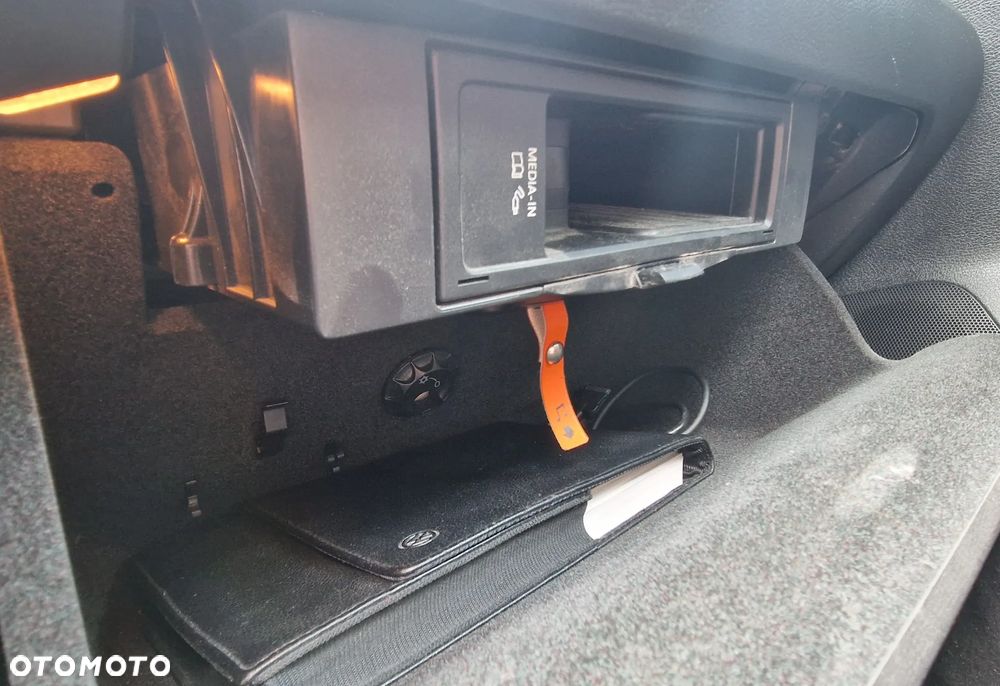 Volkswagen Passat 2.0 TDI Highline DSG - 22