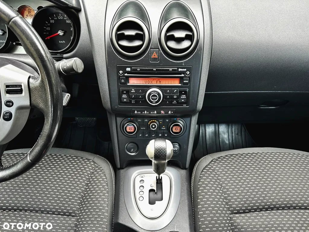 Nissan Qashqai 2.0 4x4 Acenta Pack CVT - 9