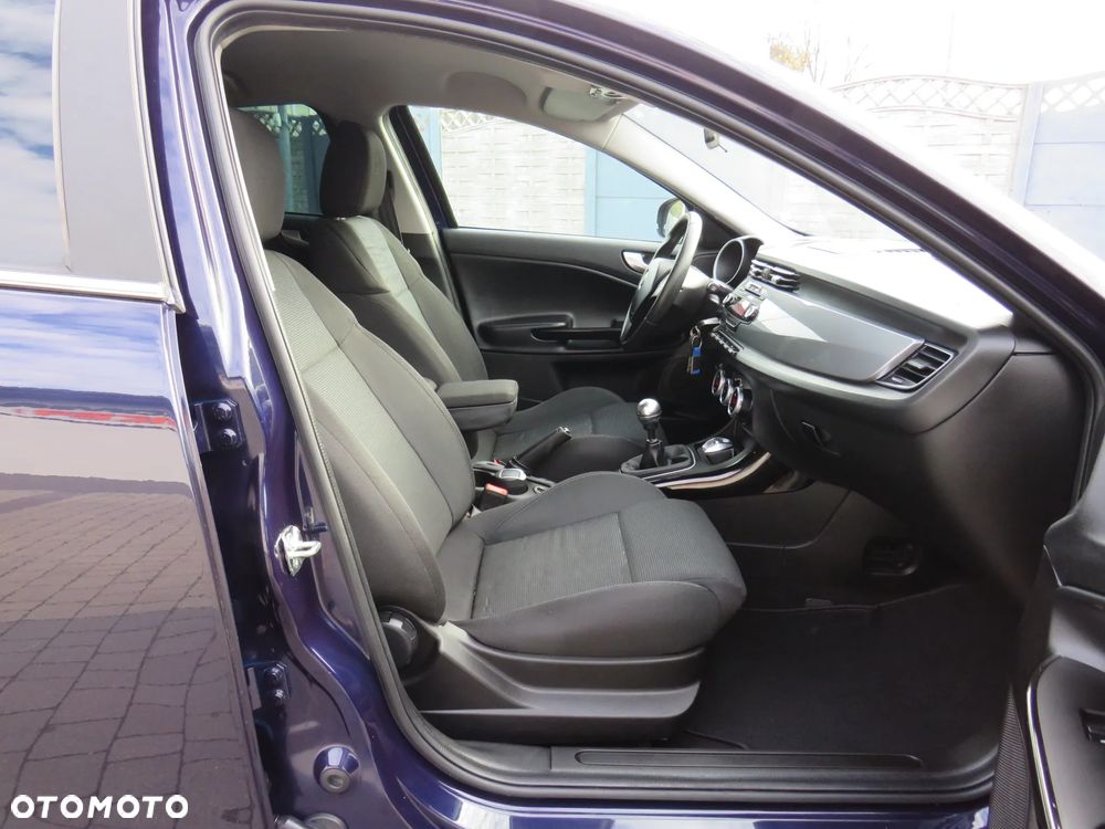 Alfa Romeo Giulietta 1.6 JTDM 16V Business - 34