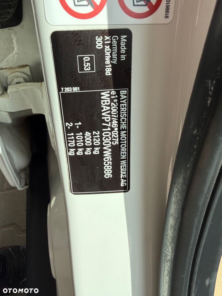 BMW X1 xDrive18d xLine - 27