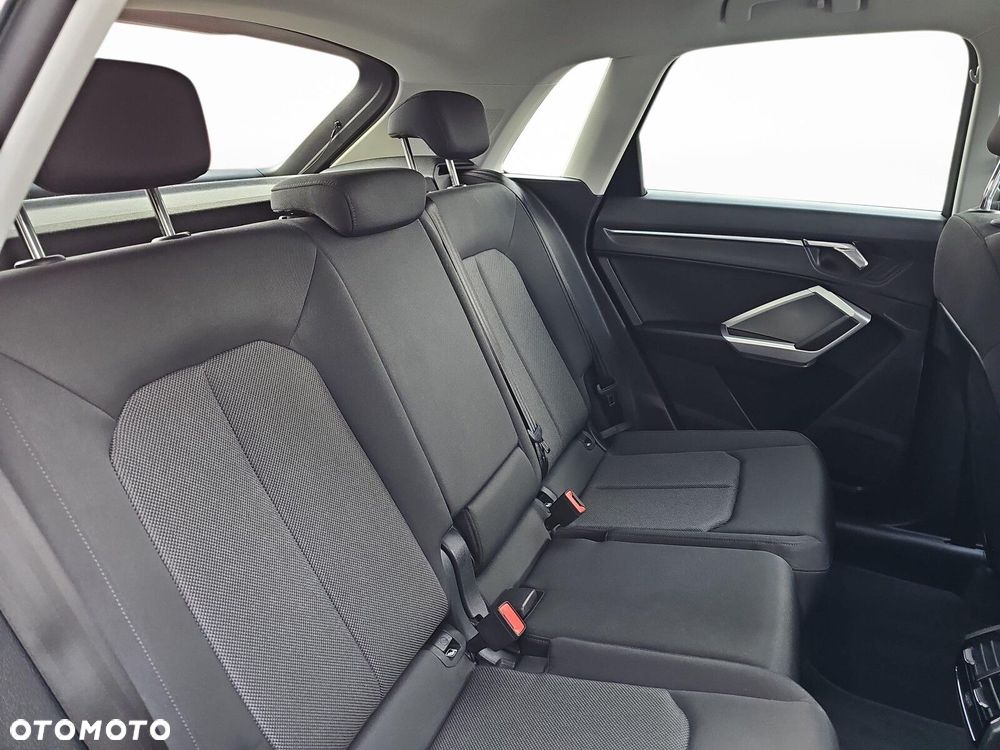 Audi Q3 - 25