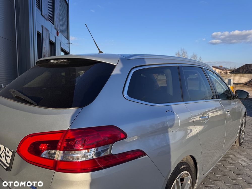 Peugeot 308 BlueHDi FAP 120 EAT6 Stop & Start Allure - 9