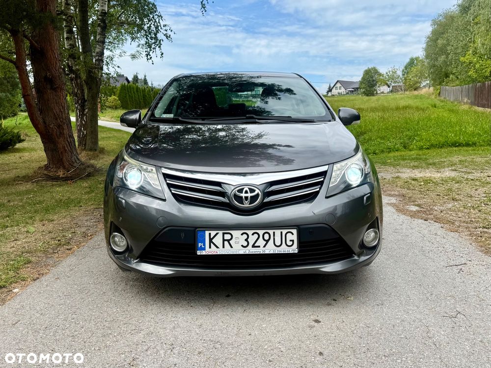 Toyota Avensis 2.2 D-4D Premium - 3