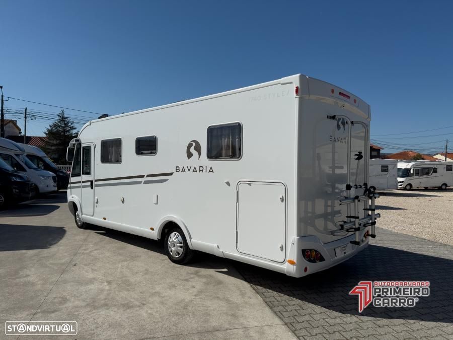 Bavaria Style I740 c.central e basculante - 36