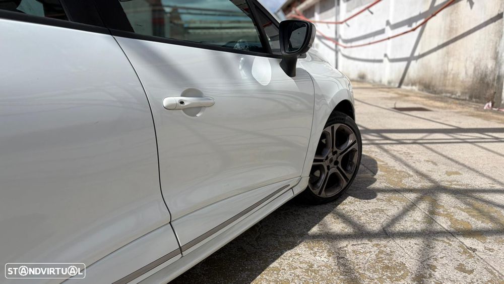Renault Clio 1.2 TCe GT Line - 1