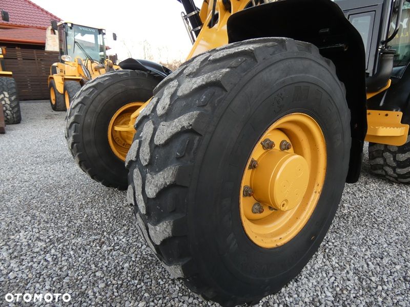 Caterpillar CAT 906H2 Z Niemiec / Ładny Stan / 5.958mtg / kilka sztuk / - 33