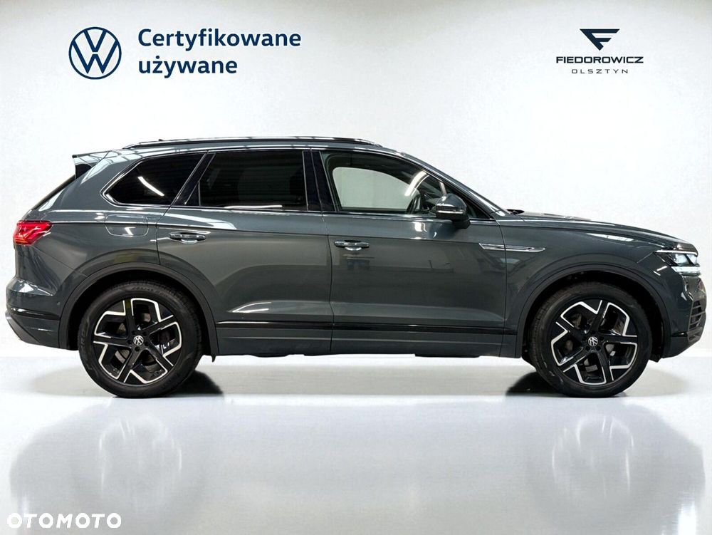 Volkswagen Touareg - 2