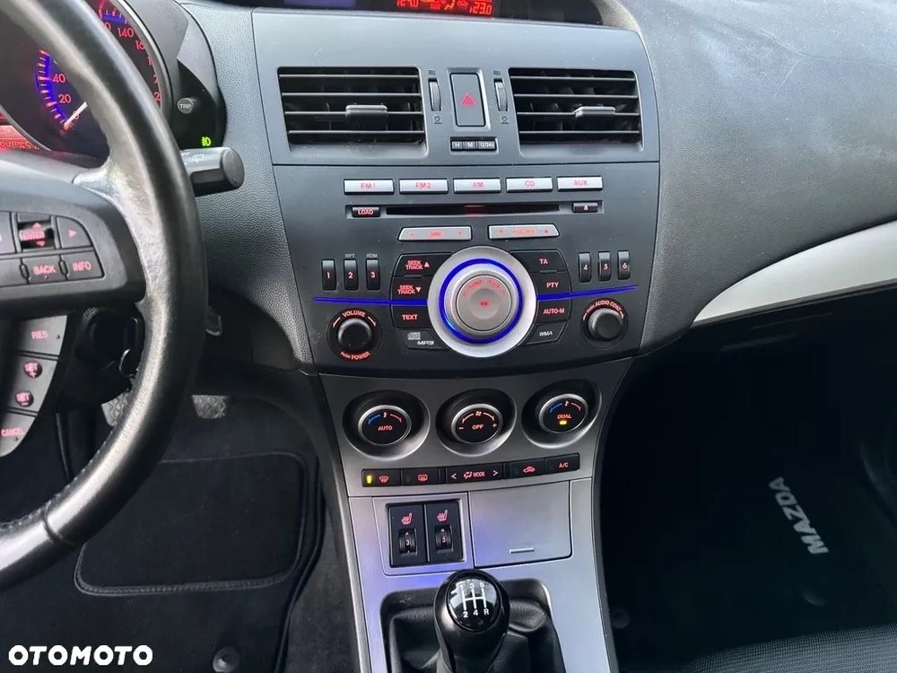 Mazda 3 - 11