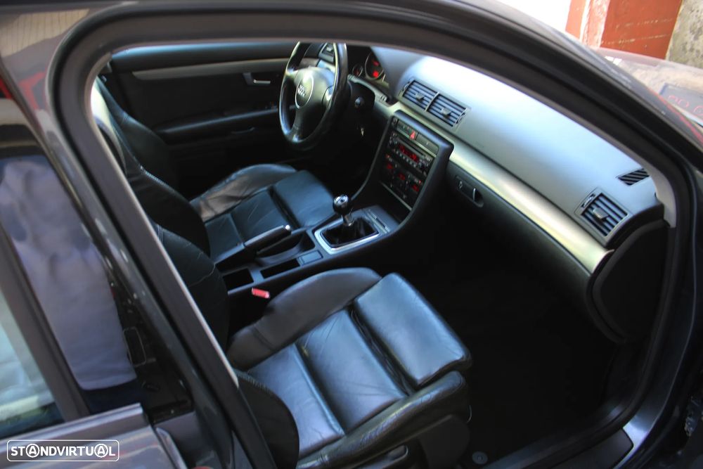 Audi A4 1.9 TDI m5 - 30