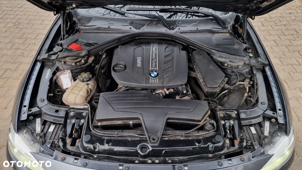 BMW Seria 3 320d - 15
