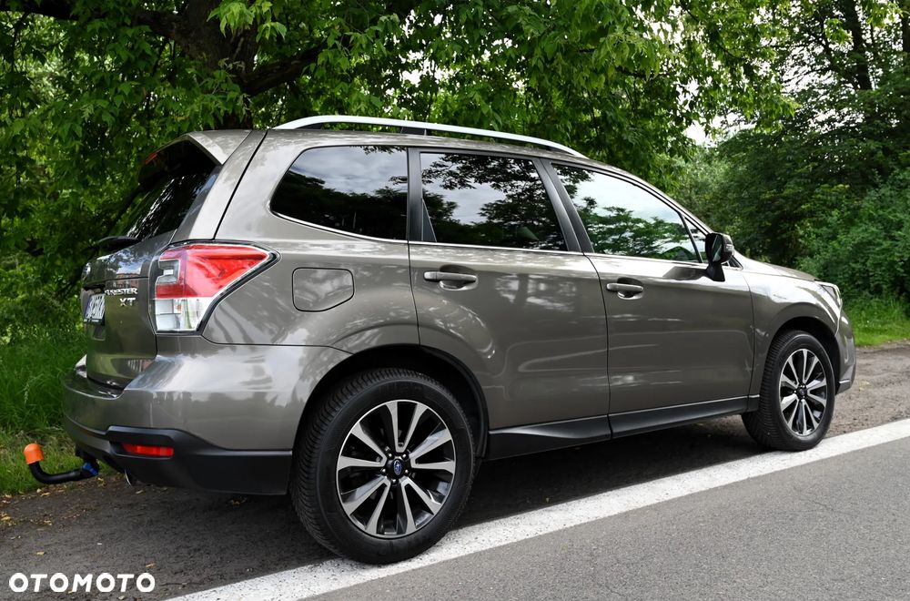 Subaru Forester 2.0 XT Platinum Lineartronic - 18
