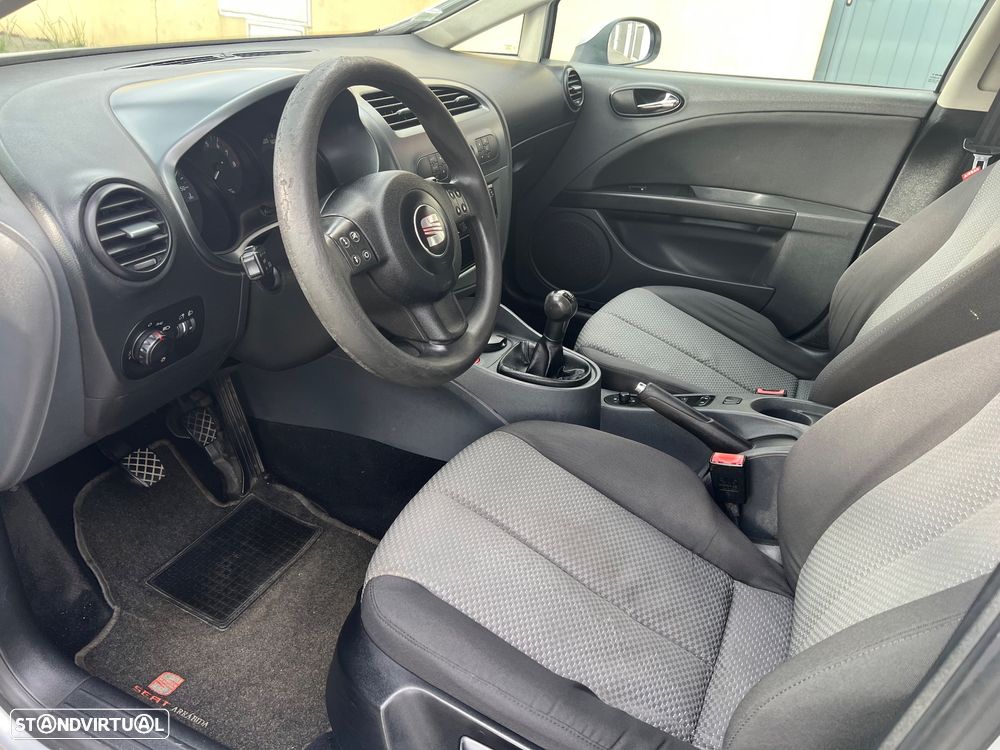 SEAT Leon 1.4 16V Reference - 6