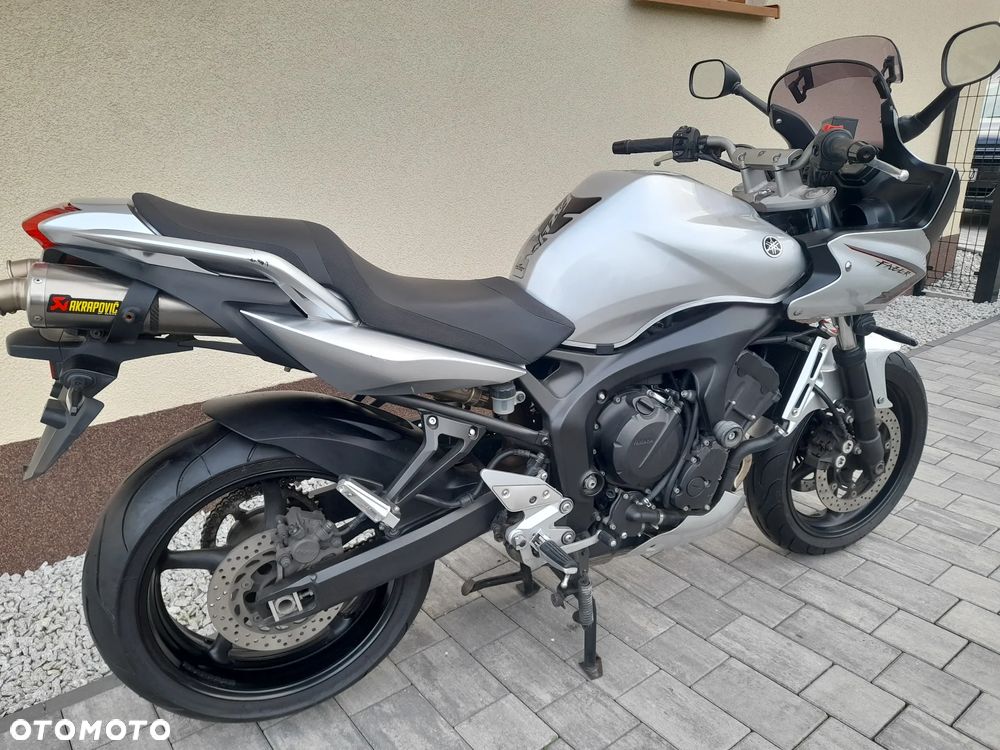 Yamaha FZ6 - 7