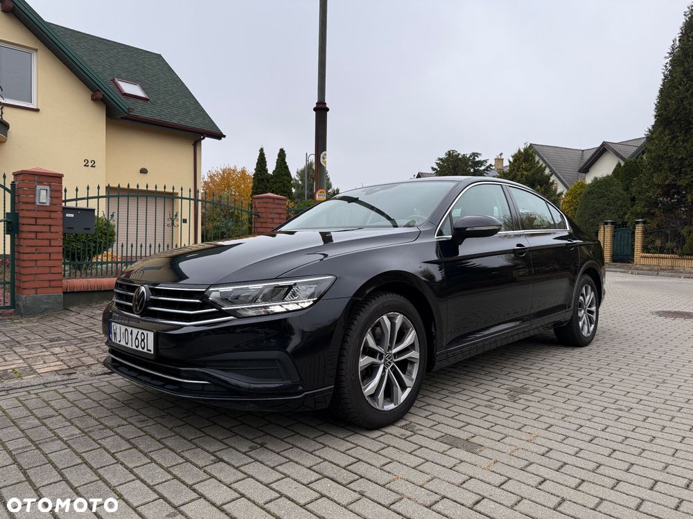 Volkswagen Passat 1.5 TSI EVO Business DSG - 1